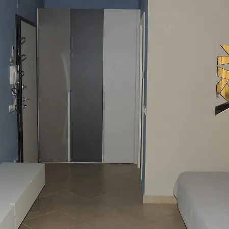 Agora 32